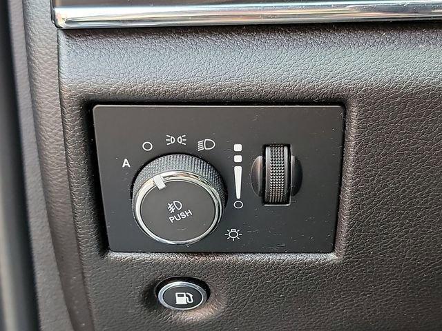 used 2020 Jeep Grand Cherokee car, priced at $22,389