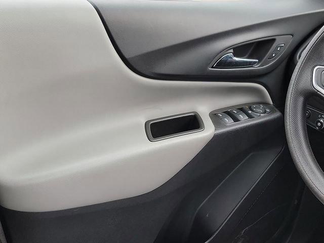 used 2022 Chevrolet Equinox car, priced at $18,870