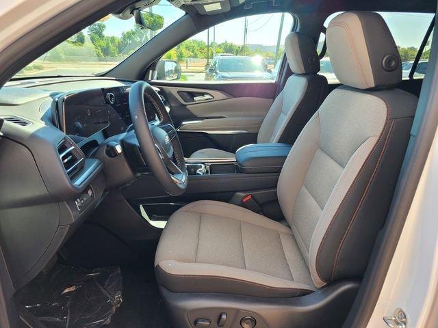 new 2026 Chevrolet Traverse car, priced at $44,610