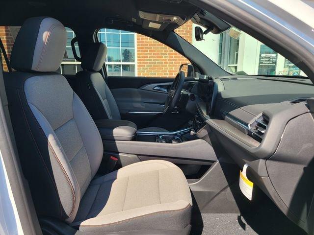 new 2026 Chevrolet Traverse car, priced at $44,610