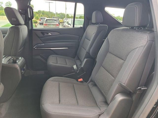 new 2026 Chevrolet Traverse car, priced at $46,805