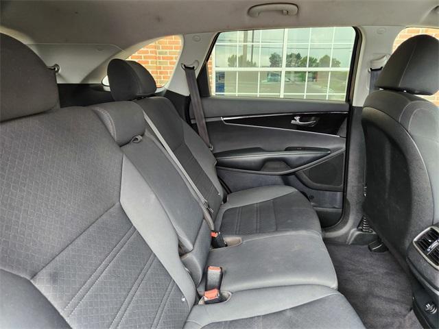 used 2019 Kia Sorento car, priced at $18,387