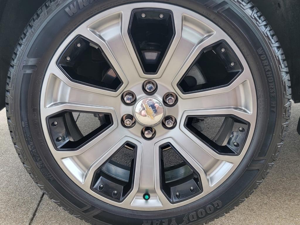 used 2018 Chevrolet Tahoe car, priced at $33,520
