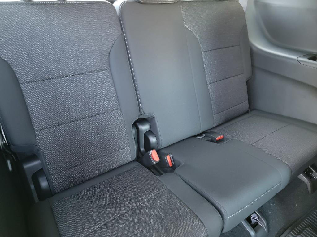 new 2026 Chevrolet Traverse car, priced at $49,025