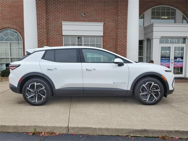 new 2025 Chevrolet Equinox EV car, priced at $37,465