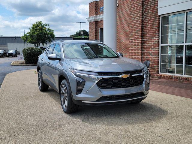 new 2025 Chevrolet Trax car, priced at $26,000