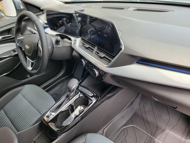 new 2025 Chevrolet Trax car, priced at $26,000