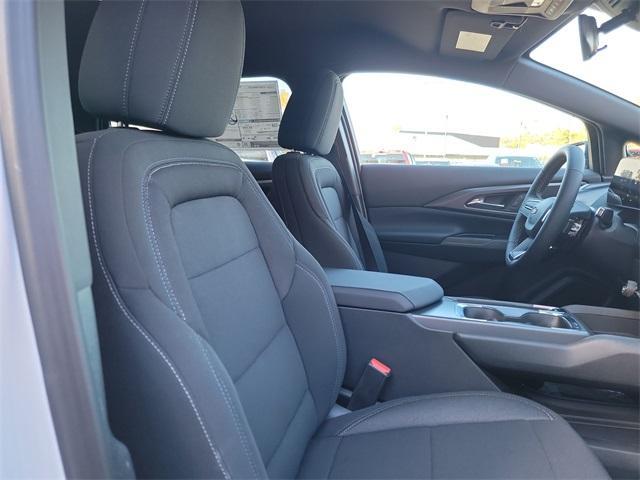 new 2026 Chevrolet Equinox EV car