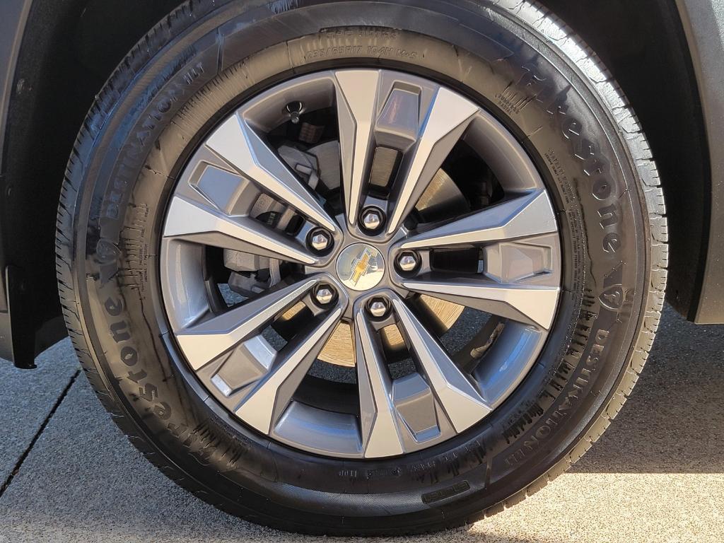 new 2025 Chevrolet Equinox car, priced at $32,145