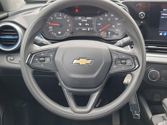 used 2024 Chevrolet Trax car, priced at $22,003