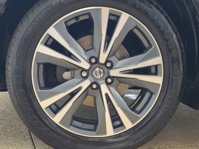 used 2020 Nissan Pathfinder car, priced at $17,405