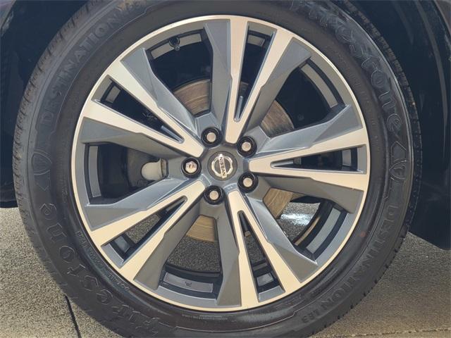 used 2020 Nissan Pathfinder car, priced at $18,008