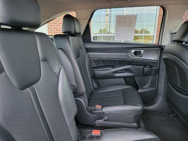 used 2021 Kia Sorento car, priced at $22,582
