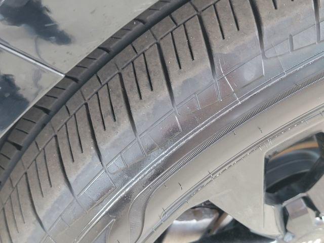 used 2021 Kia Sorento car, priced at $22,582