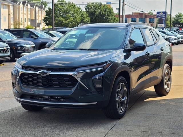new 2025 Chevrolet Trax car, priced at $26,000