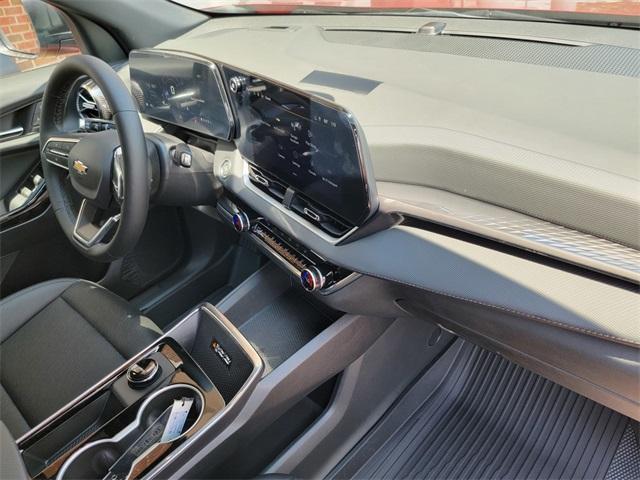 new 2026 Chevrolet Equinox car, priced at $33,780