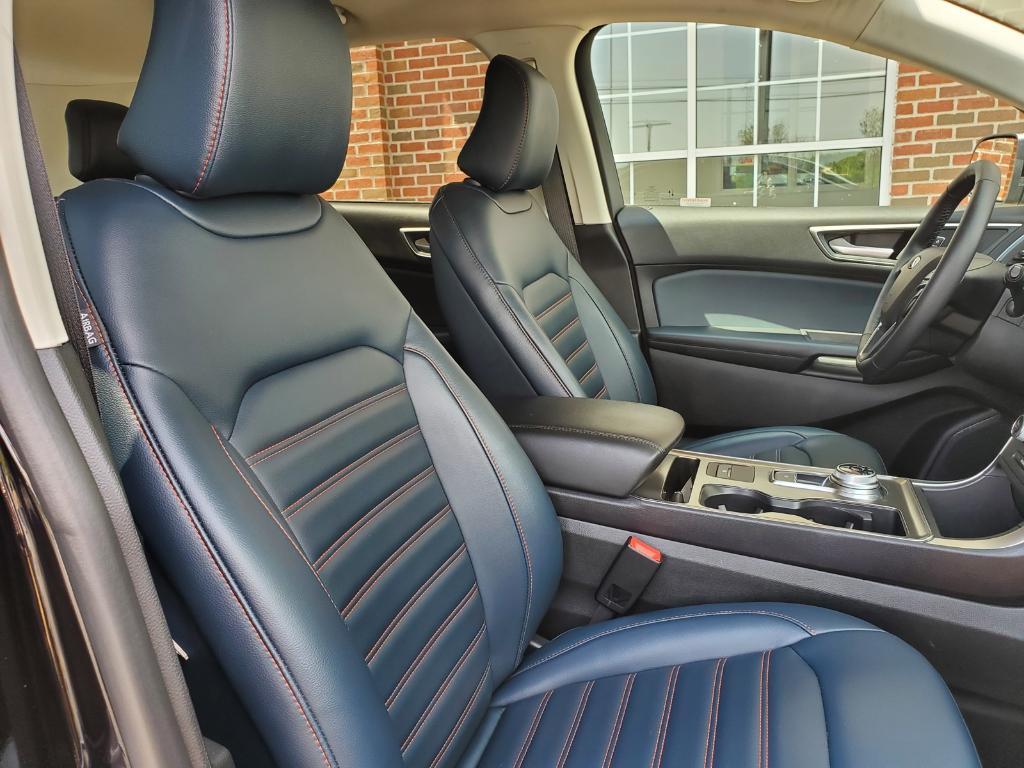 used 2024 Ford Edge car, priced at $28,373
