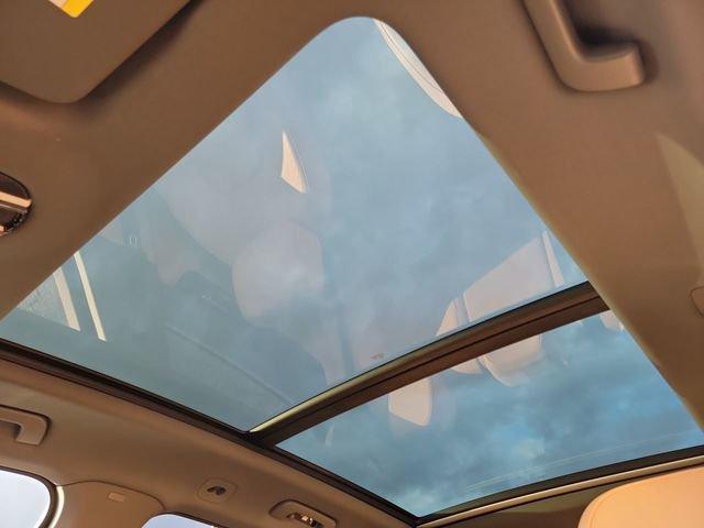 used 2021 Porsche Cayenne car, priced at $40,255