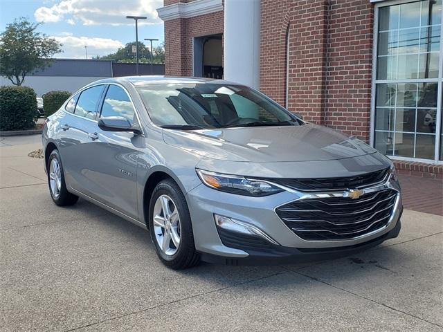 new 2025 Chevrolet Malibu car, priced at $25,589