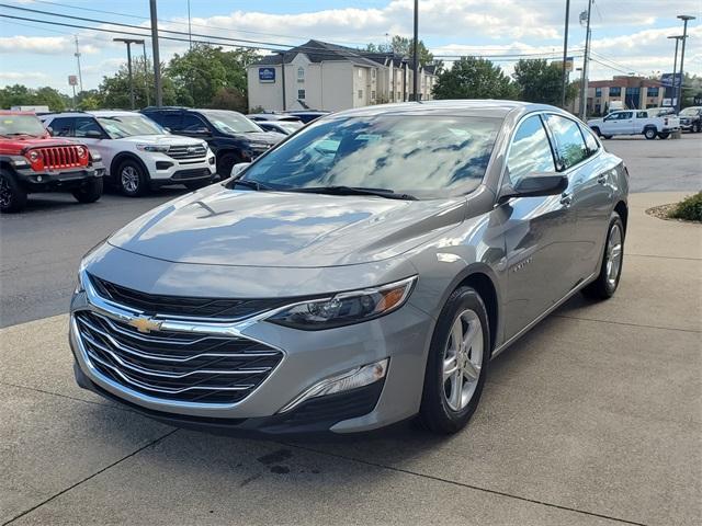 new 2025 Chevrolet Malibu car, priced at $25,589