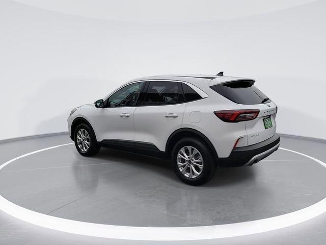 used 2023 Ford Escape car, priced at $22,301
