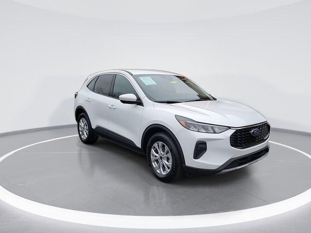 used 2023 Ford Escape car, priced at $22,301
