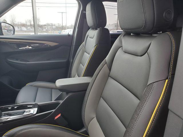 new 2025 Chevrolet TrailBlazer car, priced at $32,330
