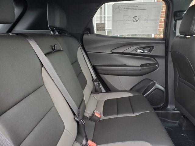 new 2025 Chevrolet TrailBlazer car, priced at $32,330