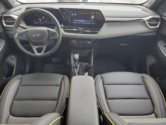new 2025 Chevrolet TrailBlazer car, priced at $32,330
