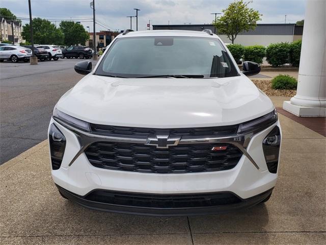 new 2025 Chevrolet Trax car, priced at $25,645