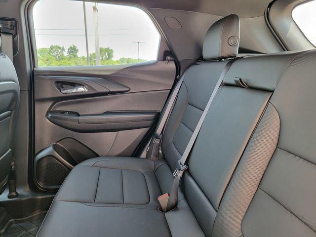 new 2025 Chevrolet TrailBlazer car, priced at $33,075