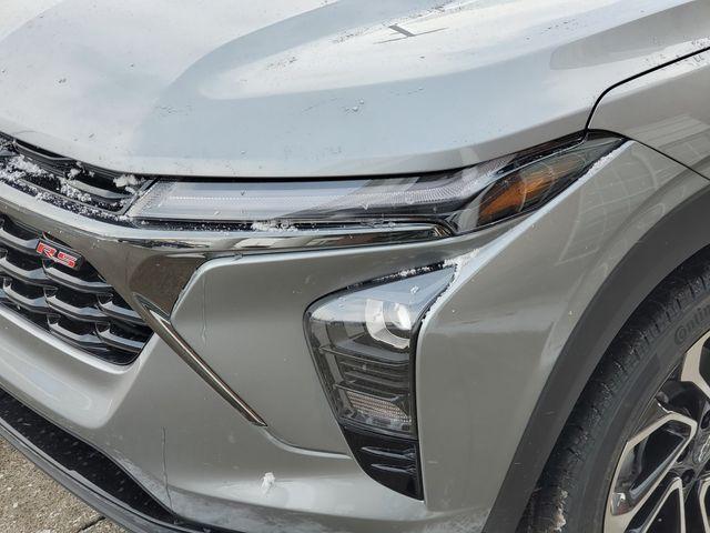 new 2025 Chevrolet Trax car, priced at $27,335