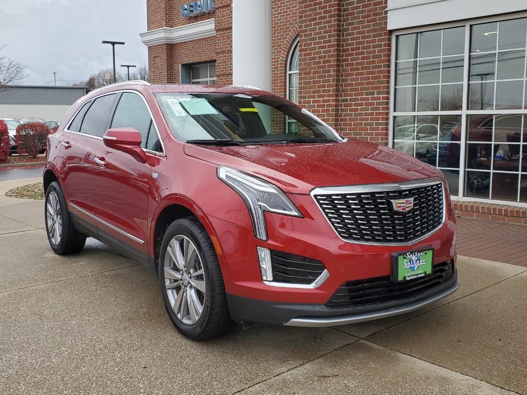 used 2024 Cadillac XT5 car, priced at $40,322