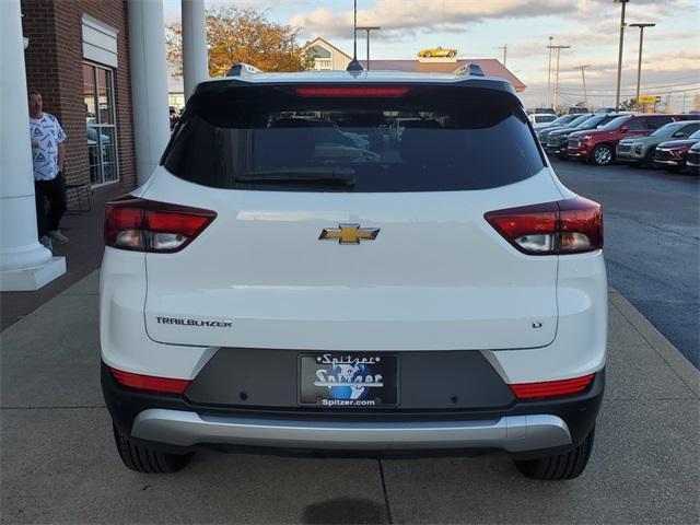 new 2025 Chevrolet TrailBlazer car, priced at $26,254