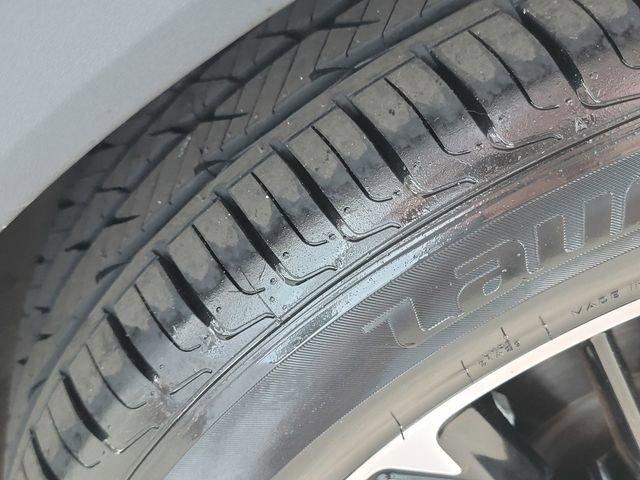 used 2022 Ford Escape car, priced at $21,282