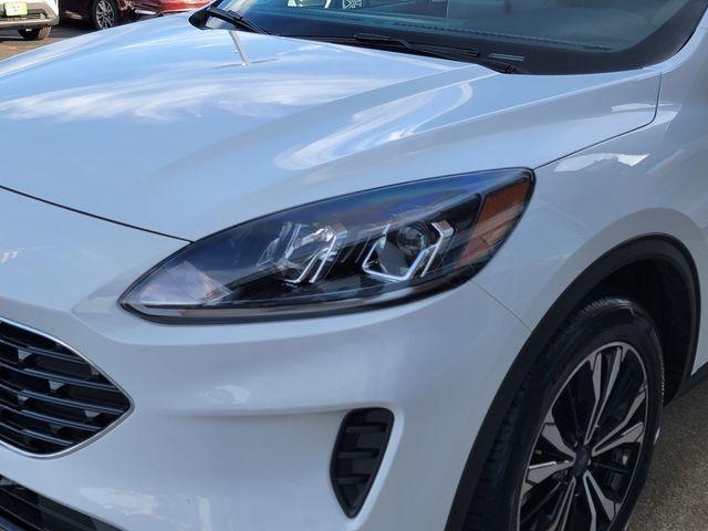 used 2022 Ford Escape car, priced at $21,124