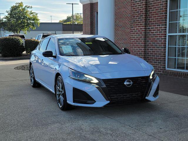 used 2023 Nissan Altima car, priced at $22,503