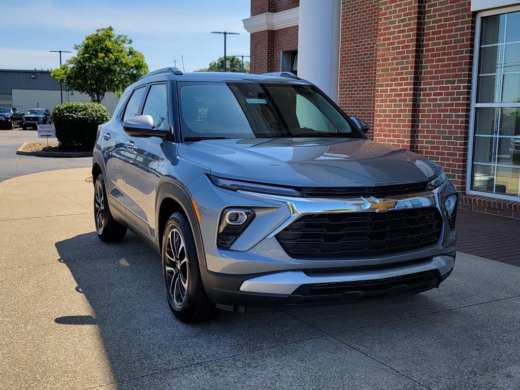 new 2026 Chevrolet TrailBlazer car, priced at $28,935