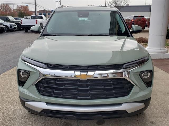 new 2025 Chevrolet TrailBlazer car, priced at $26,599