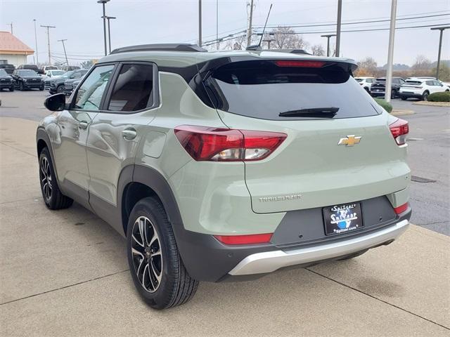 new 2025 Chevrolet TrailBlazer car, priced at $26,599