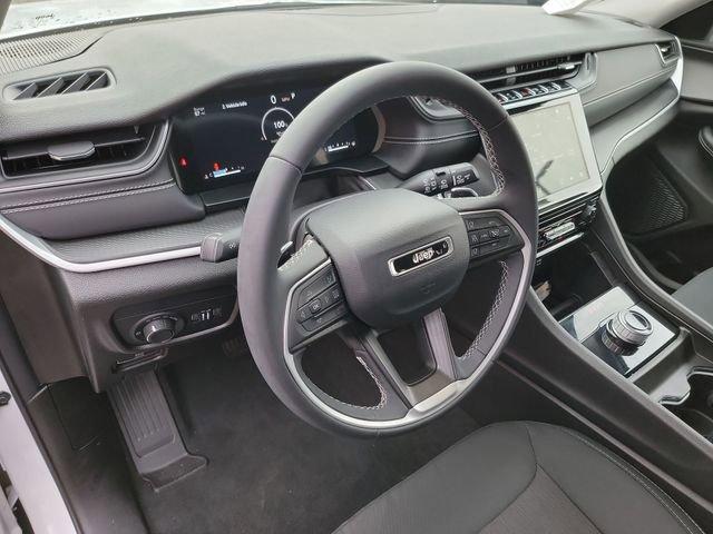 used 2023 Jeep Grand Cherokee car, priced at $28,138