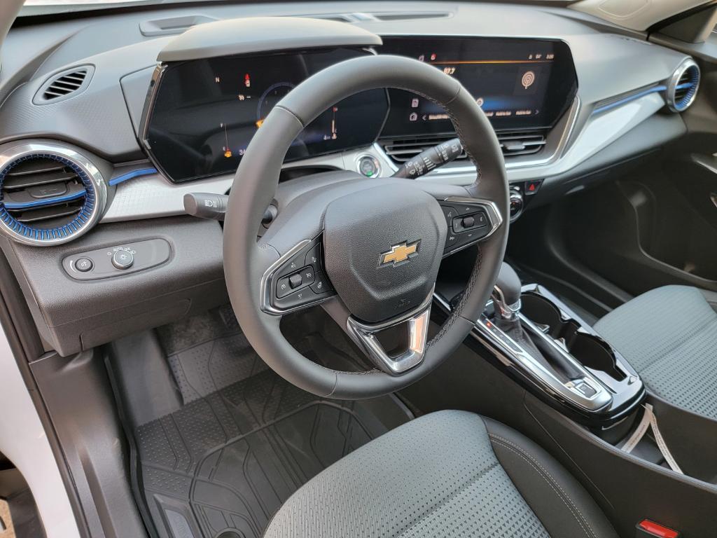new 2025 Chevrolet Trax car, priced at $24,955