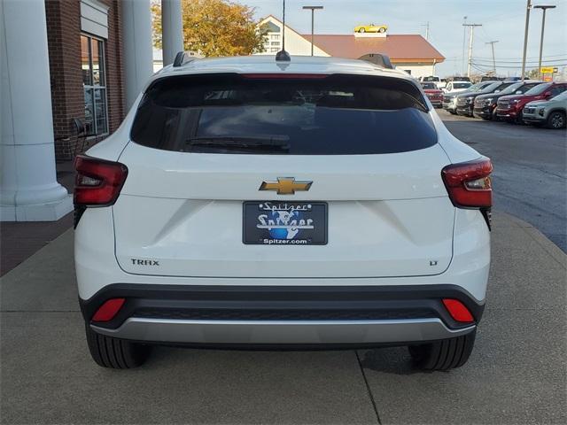 new 2025 Chevrolet Trax car, priced at $22,737