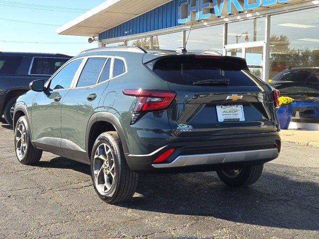 new 2025 Chevrolet Trax car, priced at $25,025