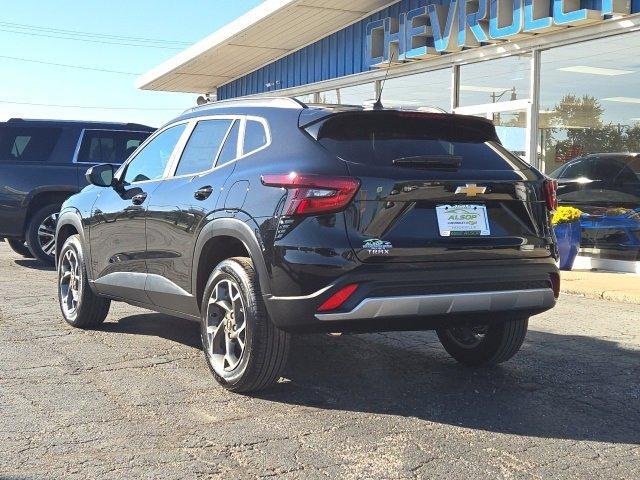 new 2025 Chevrolet Trax car, priced at $24,190