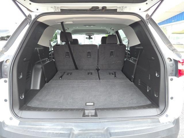 used 2020 Chevrolet Traverse car, priced at $16,684