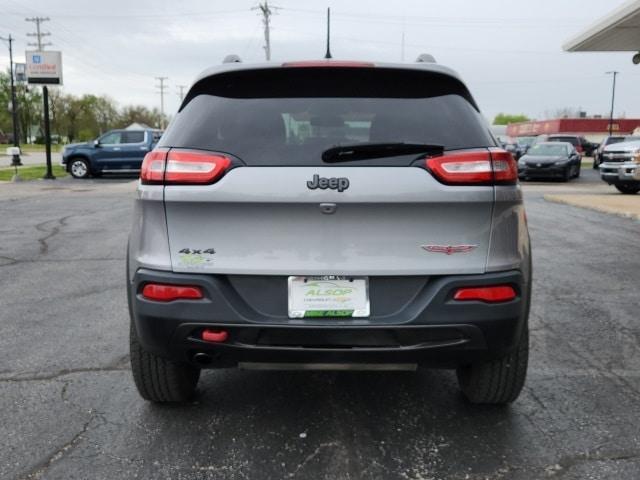 used 2016 Jeep Cherokee car, priced at $16,452