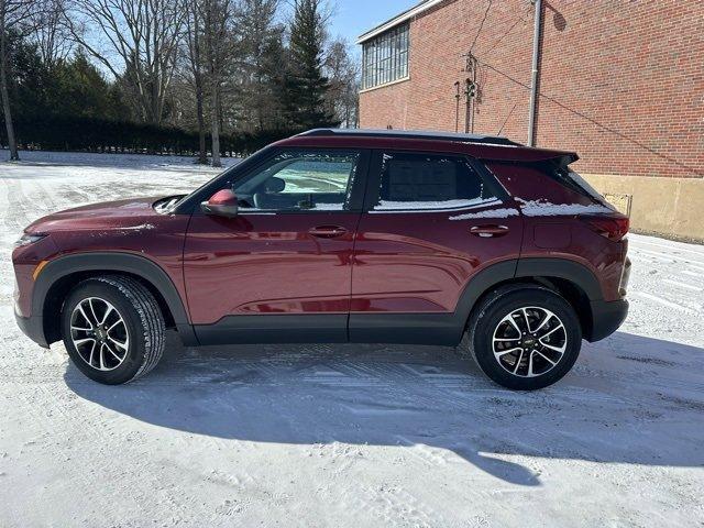 new 2025 Chevrolet TrailBlazer car, priced at $26,095