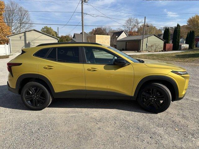 new 2025 Chevrolet Trax car, priced at $26,625