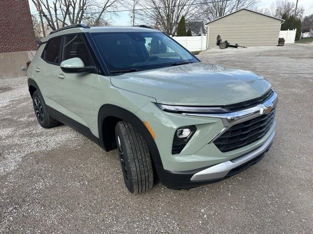 new 2025 Chevrolet TrailBlazer car, priced at $30,010